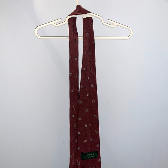 Maroon Ralph Lauren tie-size Medium~Brand:Ralph Lauren